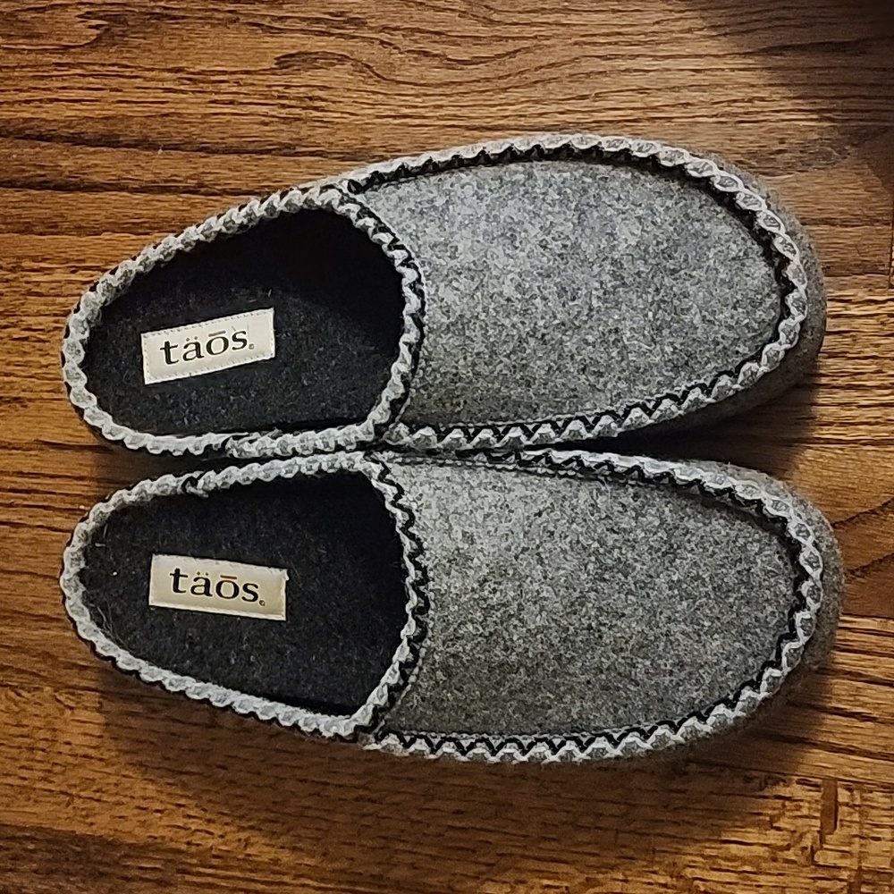 Taos slippers
